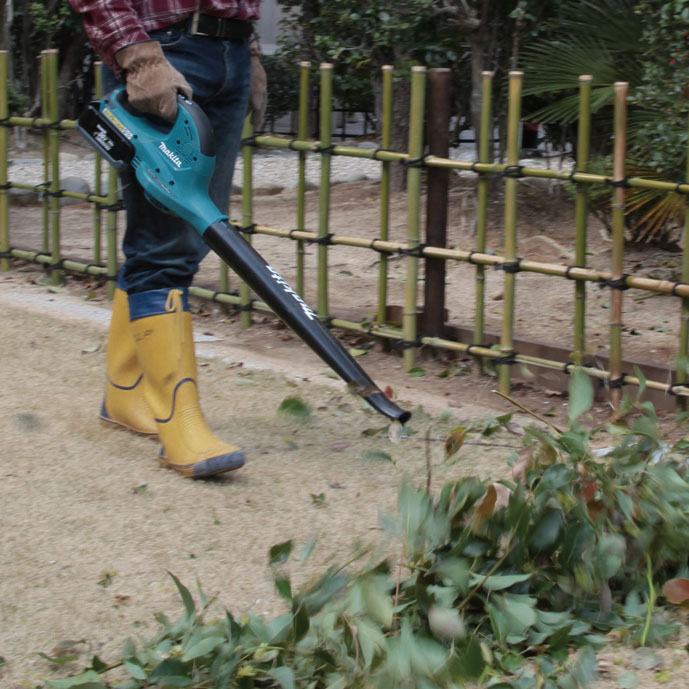 UB360DWB充电式吹风机