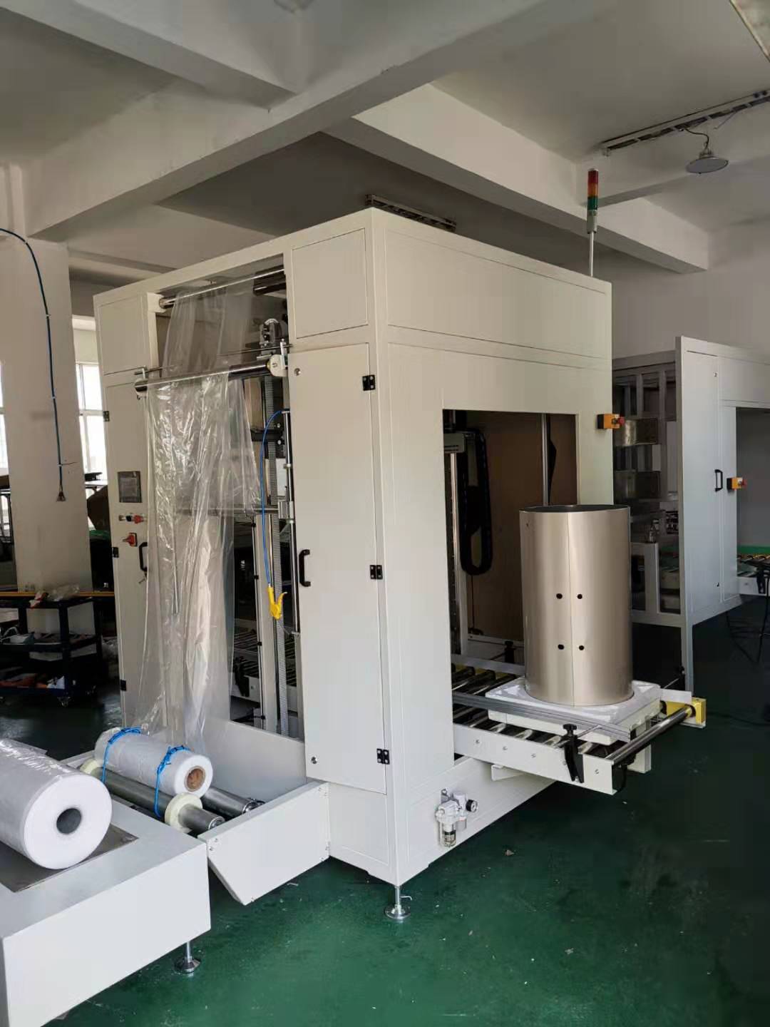 纸箱套袋机_反套袋机_自动包装机_套袋机配件