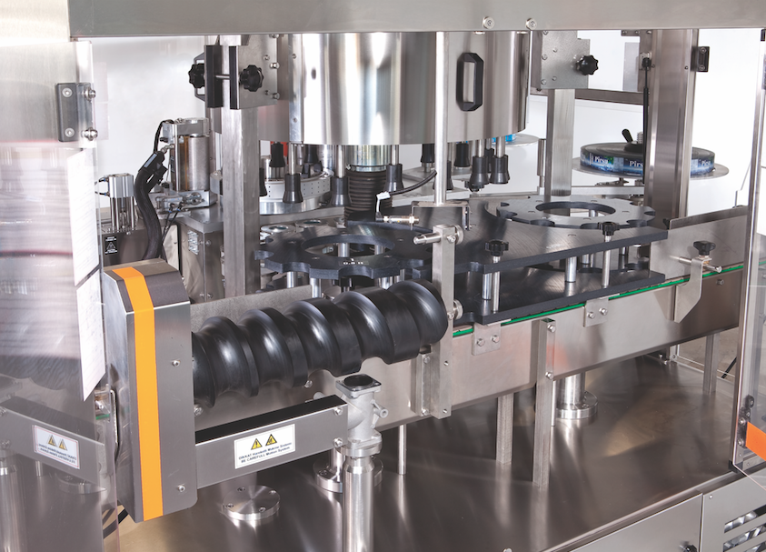 全自動熱熔膠貼標機-圓瓶貼標機-熱熔膠高速貼標機